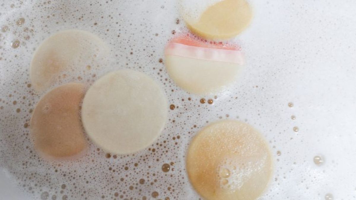 El bicarbonato elimina los malos olores de las esponjas de maquillaje