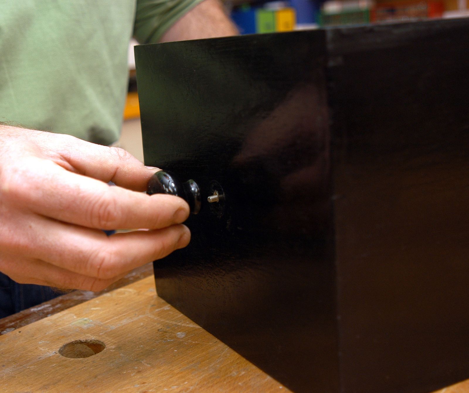 Cómo hacer una caja de magia paso 13