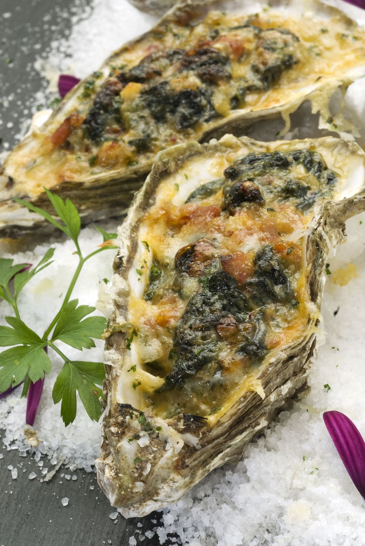 27 Ostiones a la Rockefeller xl