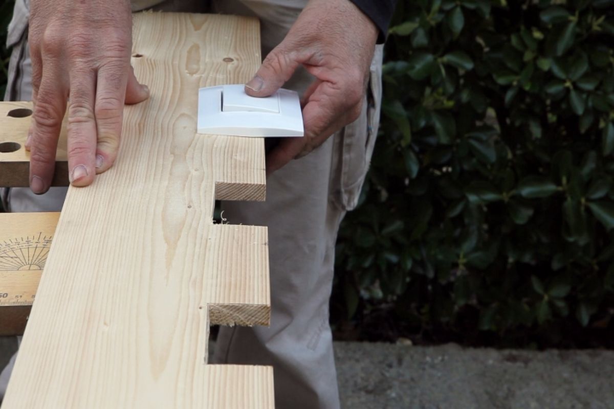 Cómo hacer cajeados en madera paso 8