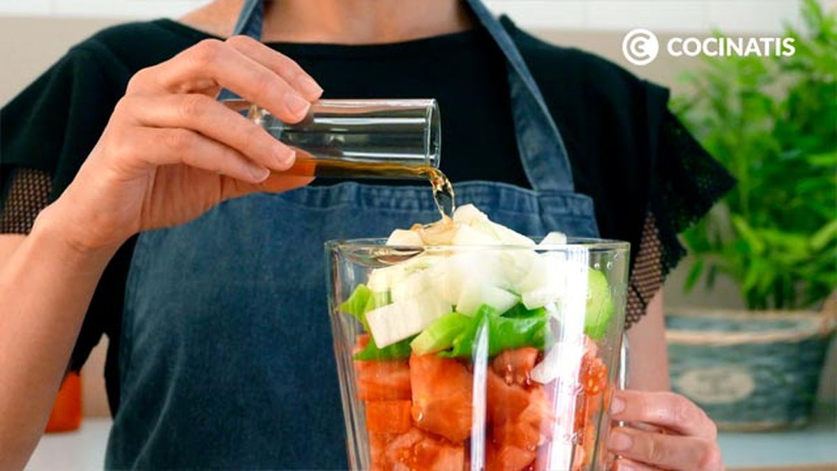 Receta de gazpacho sin pan  paso 2