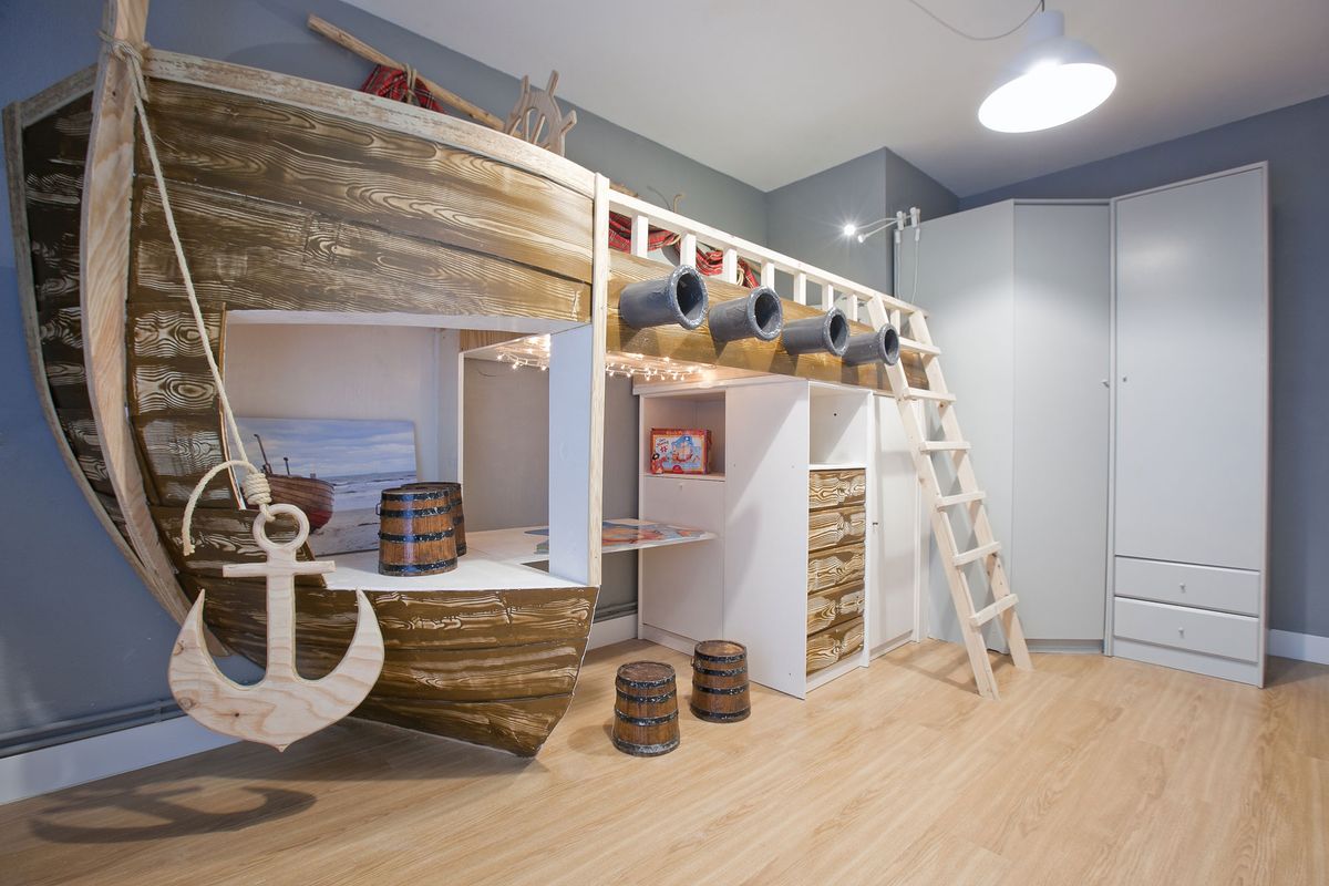 Habitación infantil de temática pirata