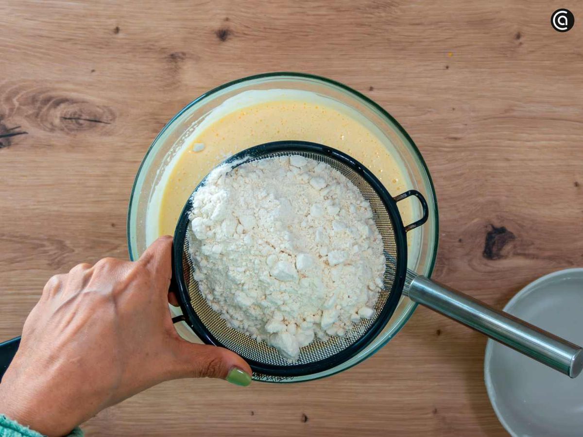 bizcocho en freidora de aire receta paso3