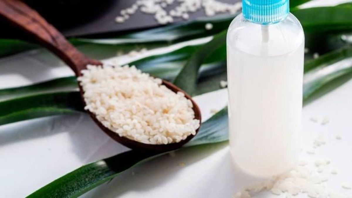 El agua de arroz tiene múltiples beneficios para nuestra piel