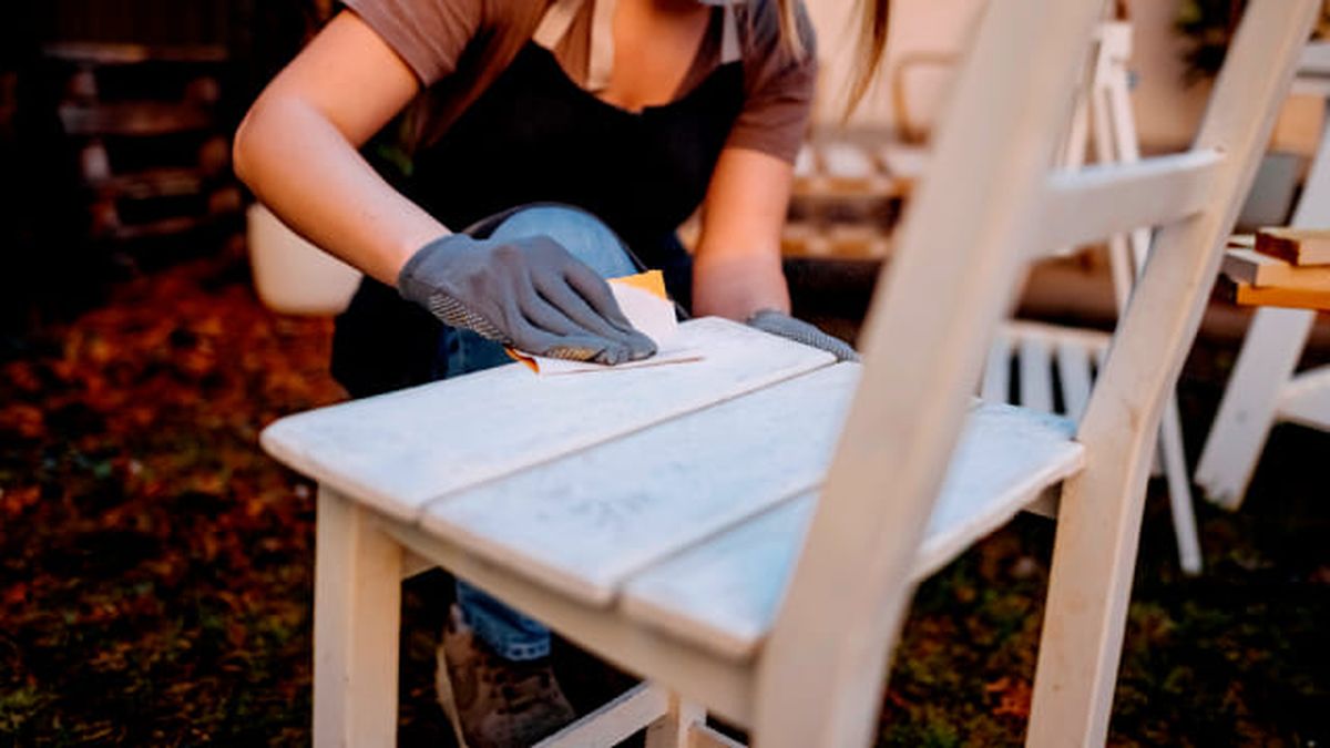 como lacar un mueble en blanco 8