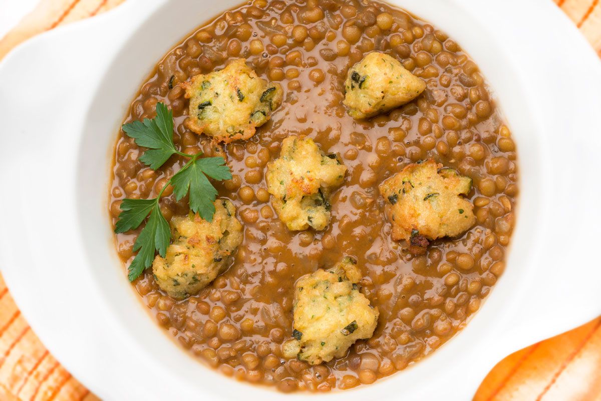 Lentejas con fritos de calabacín
