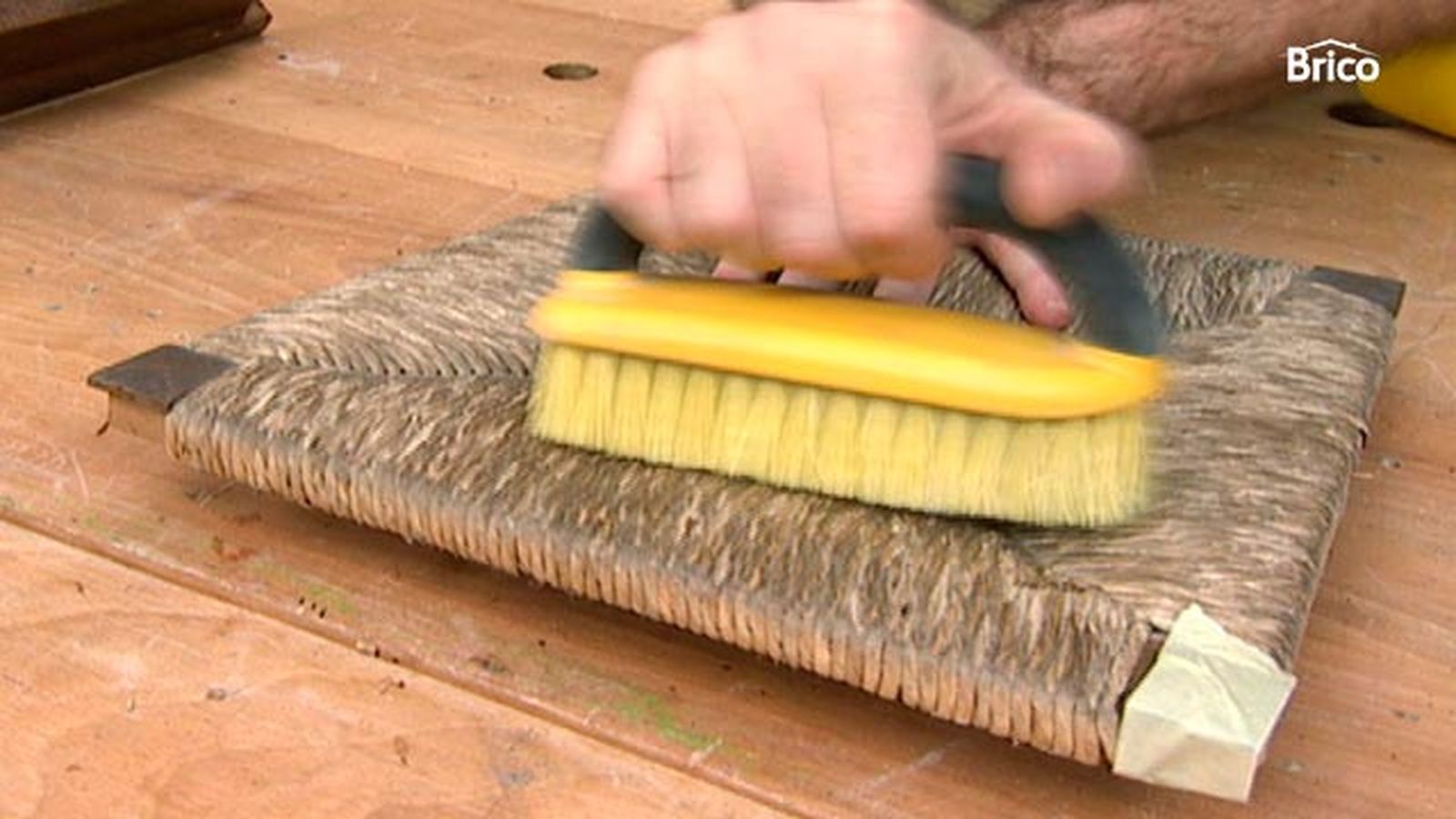 Cómo reparar una silla de madera Paso 2 Cómo reparar una silla de madera Paso 2