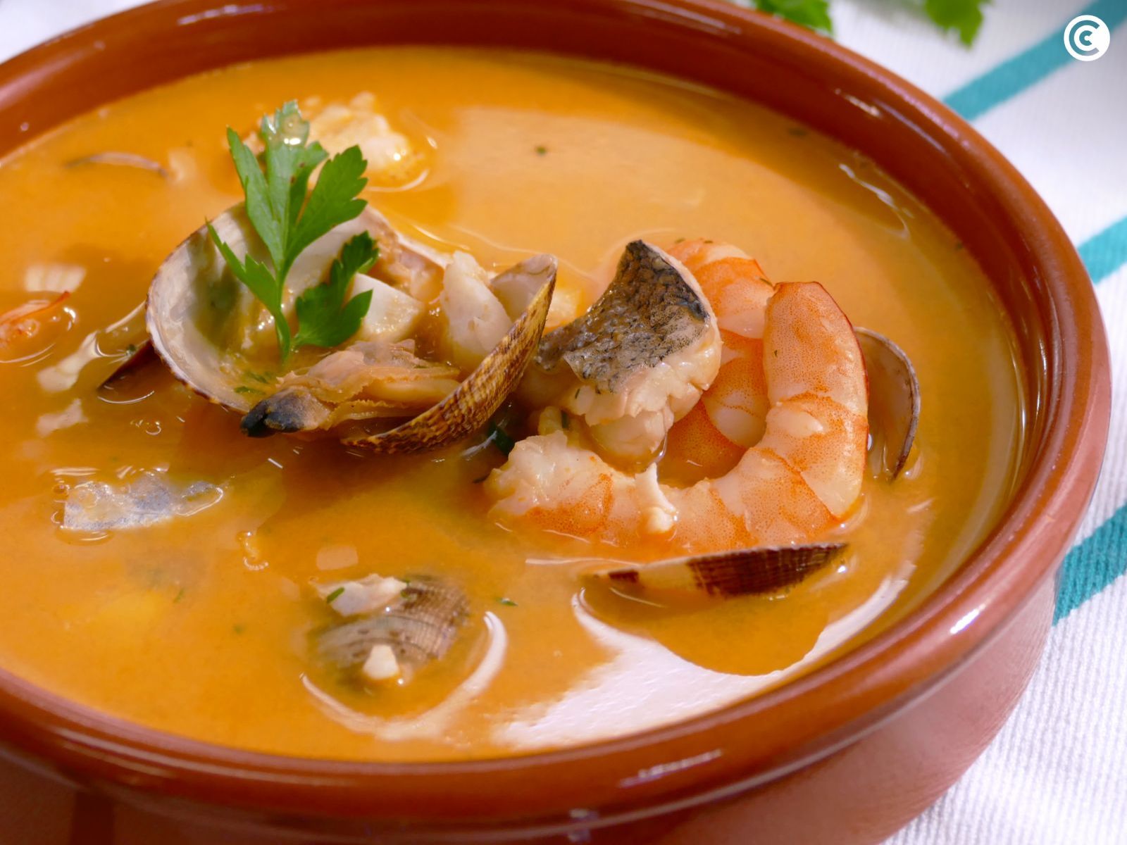 Sopa de pescado casera