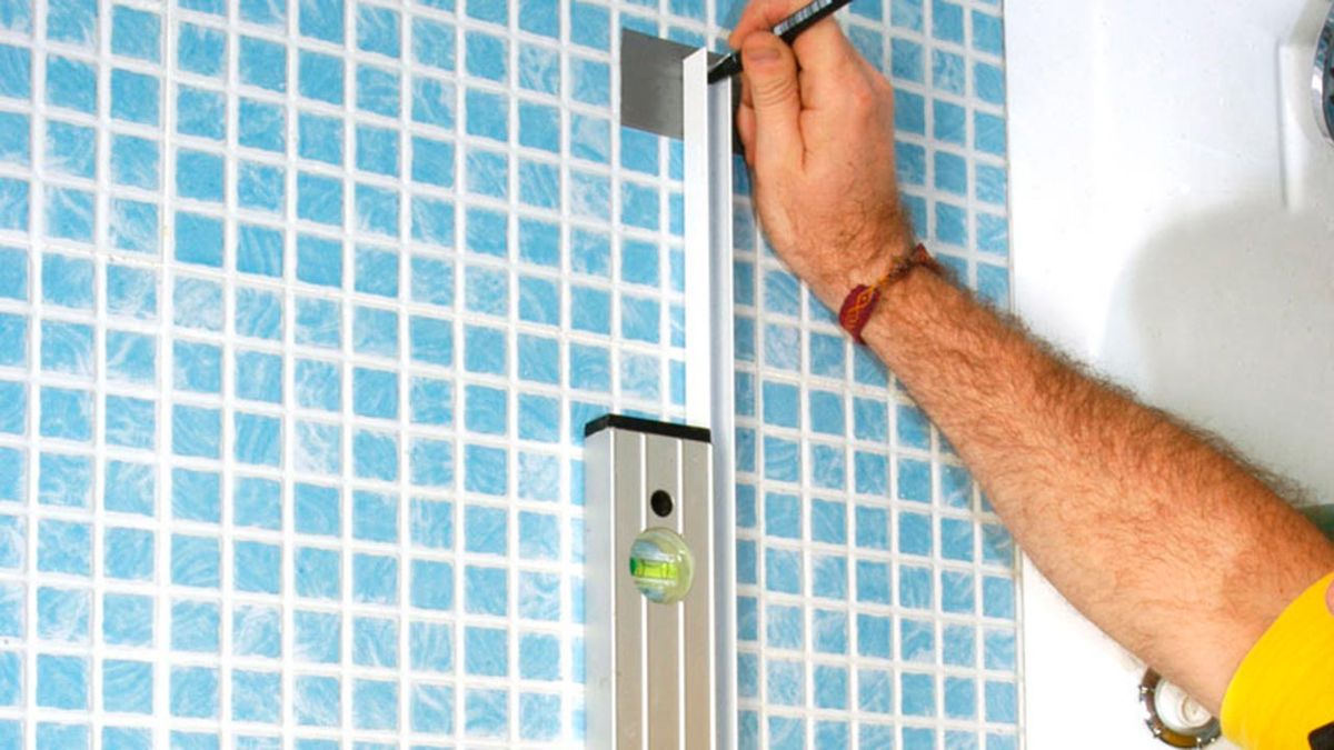 Columna de ducha con mampara paso 9