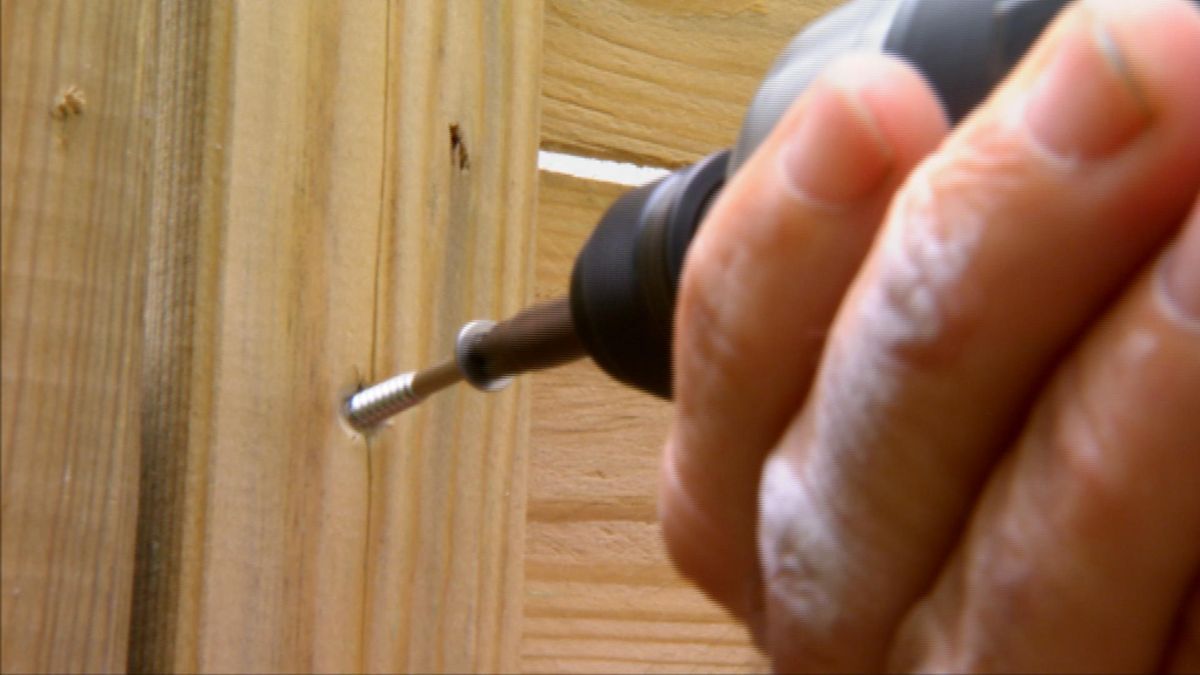 Adaptar rejilla de madera paso 8