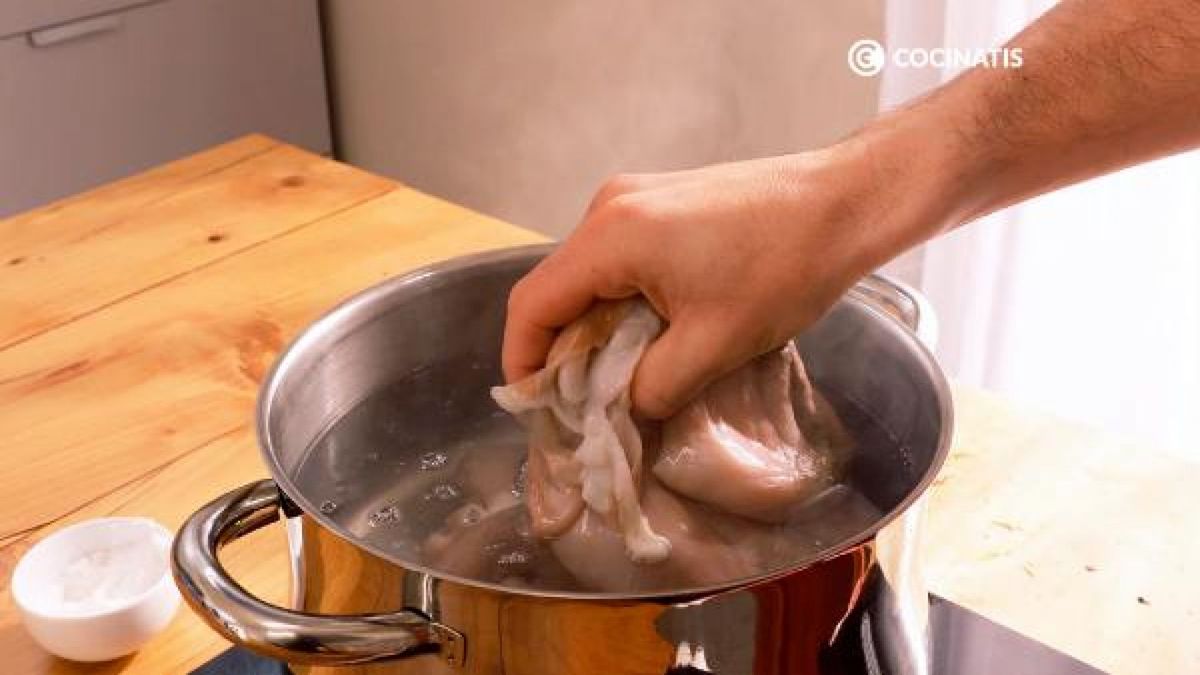 Receta pulpo a la gallega  paso 1