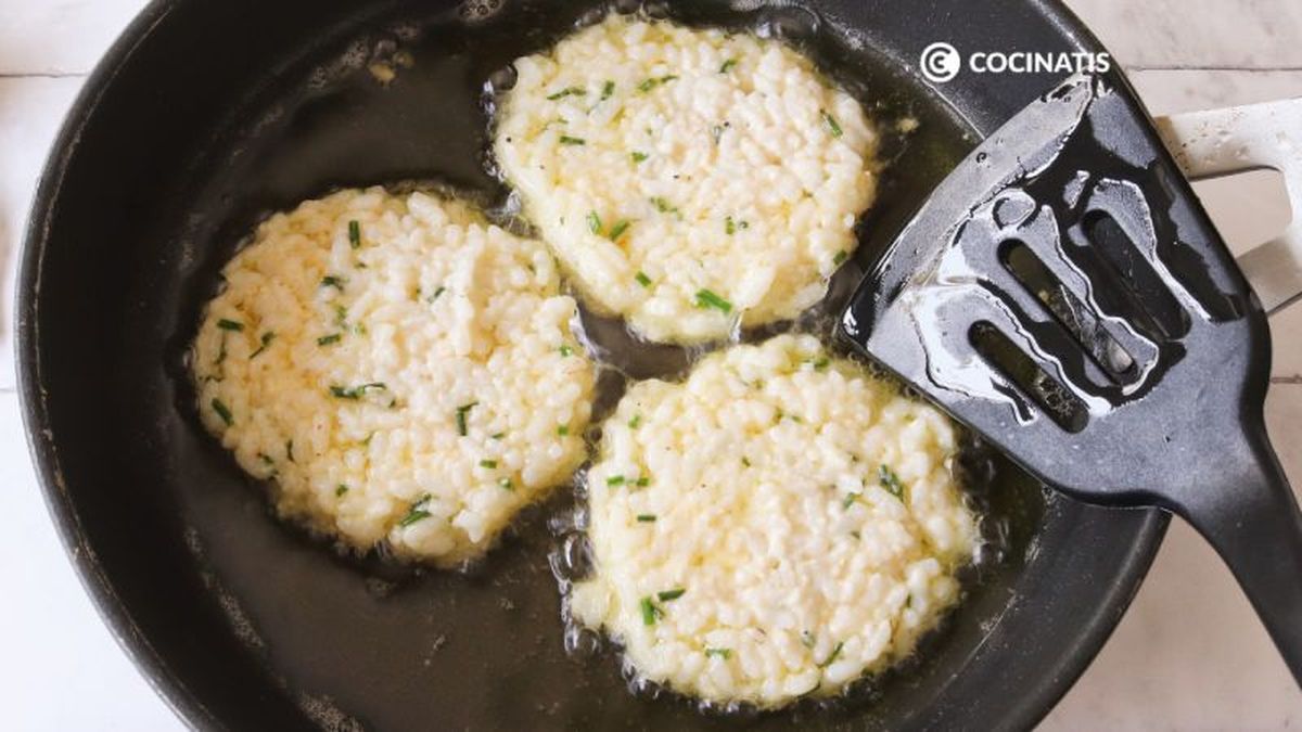 Freímos las tortitas de arroz