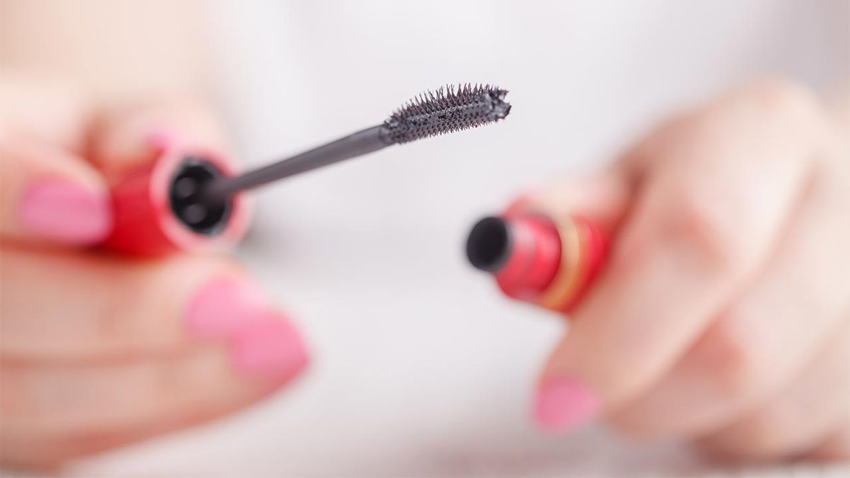 belleza trucos para arreglar productos maquillaje mascara pestanas