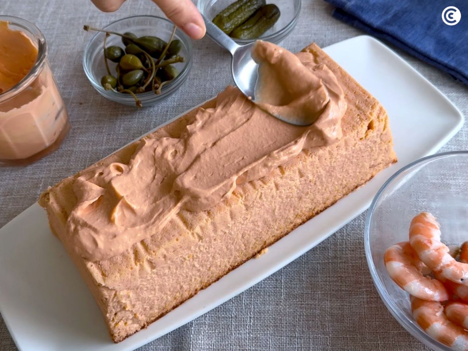 Decorar el pastel de pescado