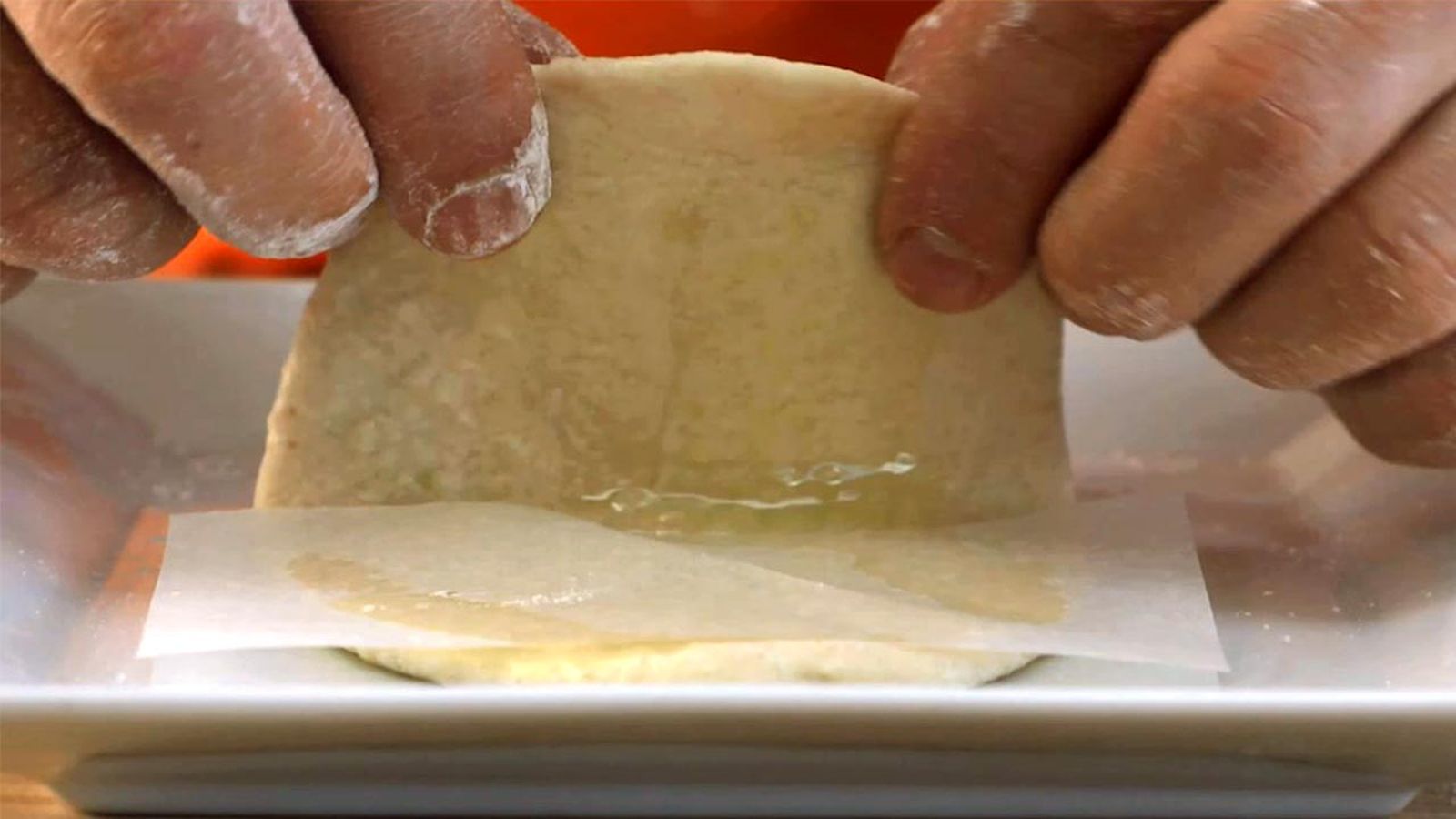 Receta de pan bao, bollitos de pan asiáticos al vapor paso 5 Receta de pan bao, bollitos de pan asiáticos al vapor paso 5