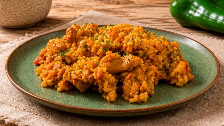 Guiso de arroz con pollo