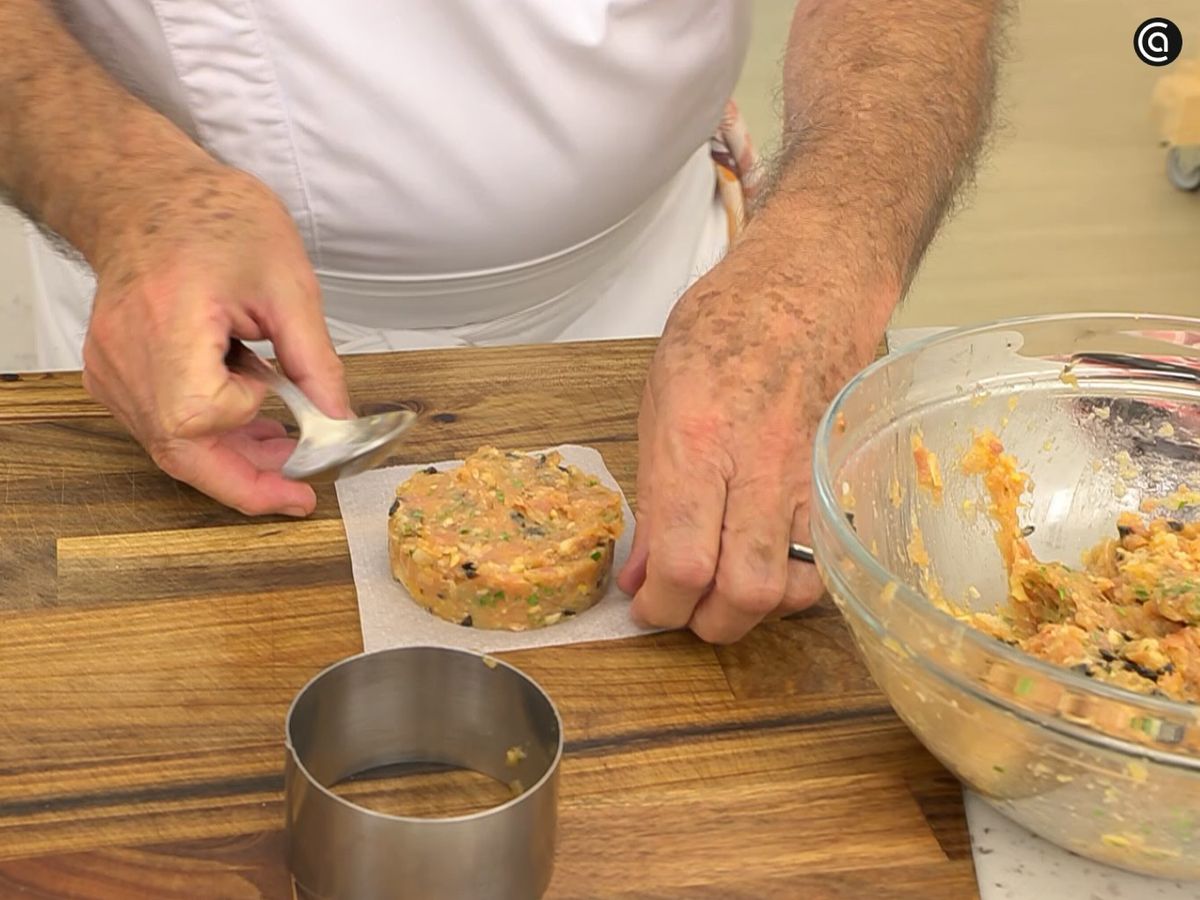 Hamburguesa de pollo con aros de cebolla - paso 2