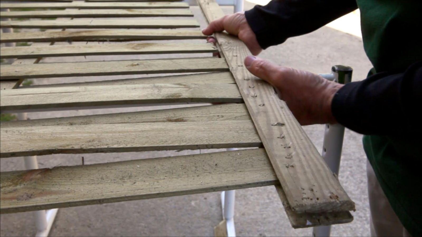 Adaptar rejilla de madera paso 4 Adaptar rejilla de madera paso 4