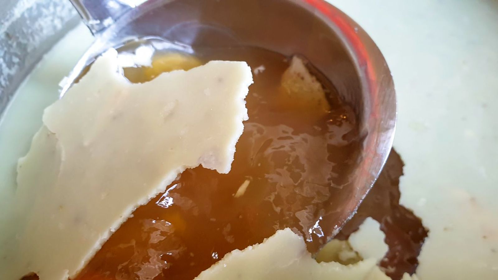Desgrasar el caldo