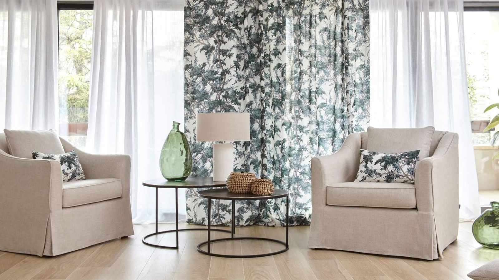 Cómo combinar cortinas y visillos para lograr estancias elegantes y cálidas