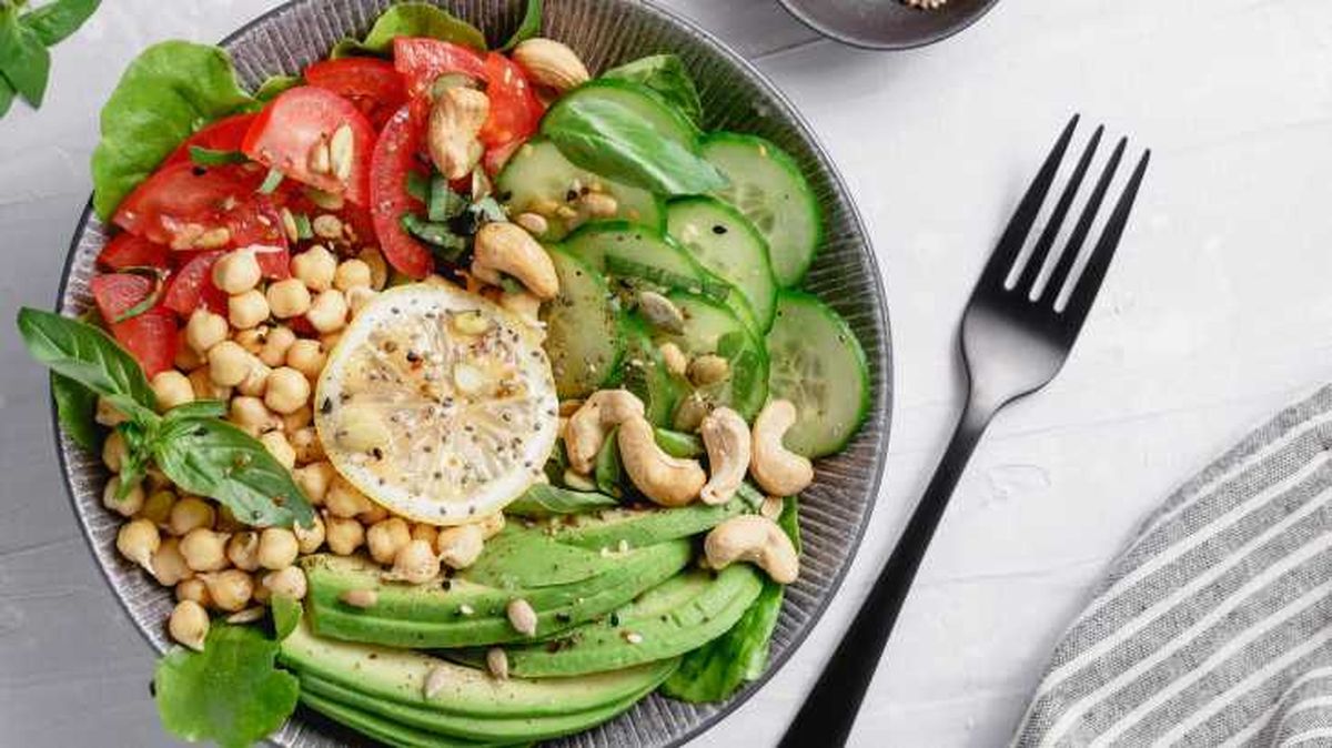 receta ensalada garbanzos pepino tomate