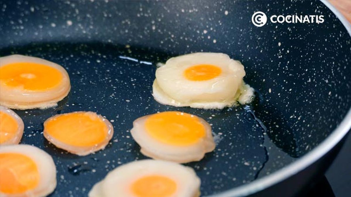 Receta de huevos congelados, el truco para hacer huevos fritos en miniatura  paso 4