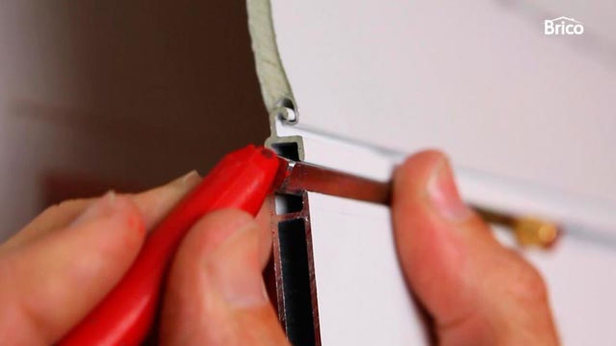 Cierre de seguridad para persiana paso 3