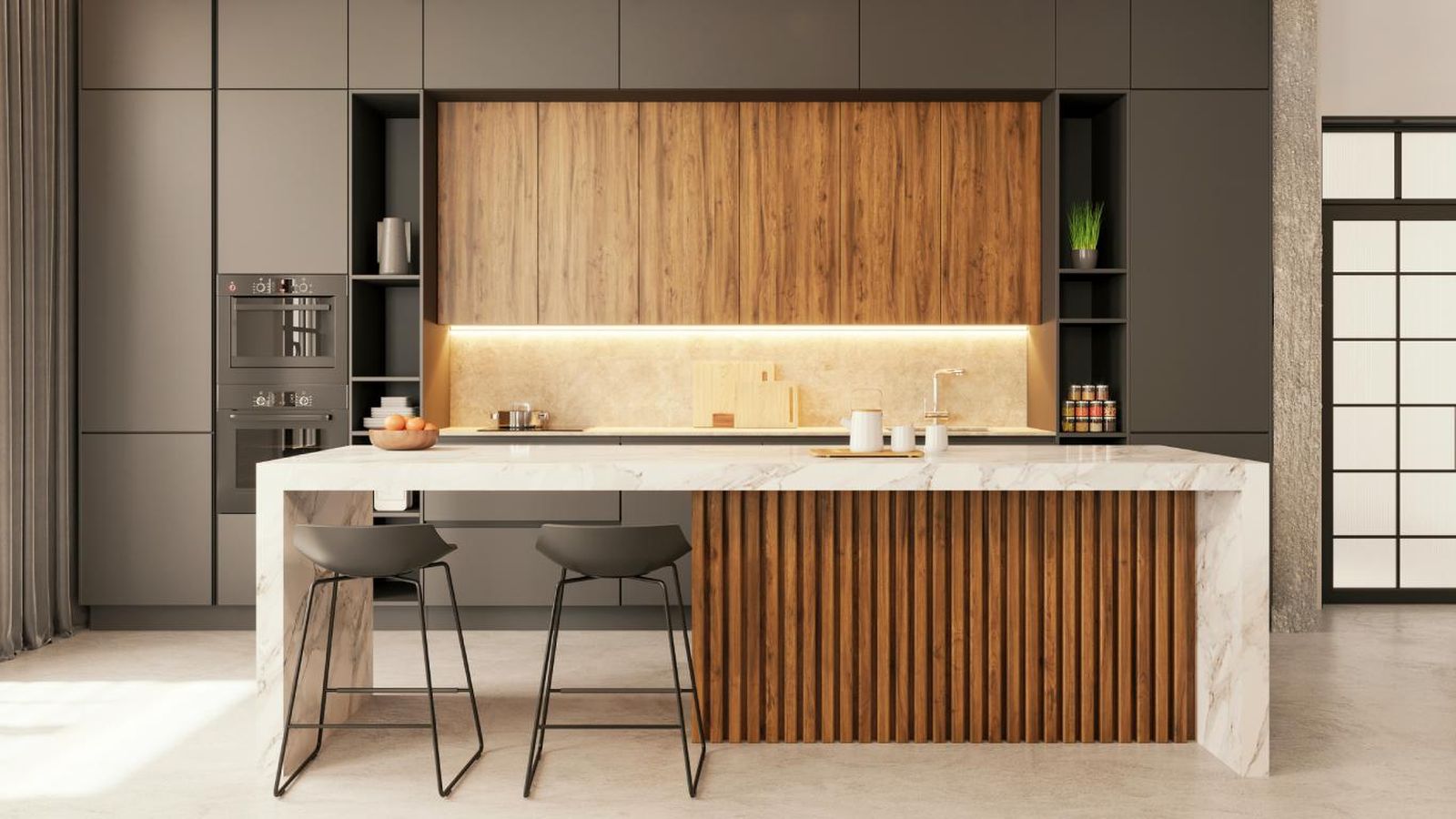 Cocina moderna, acogedora y luminosa.