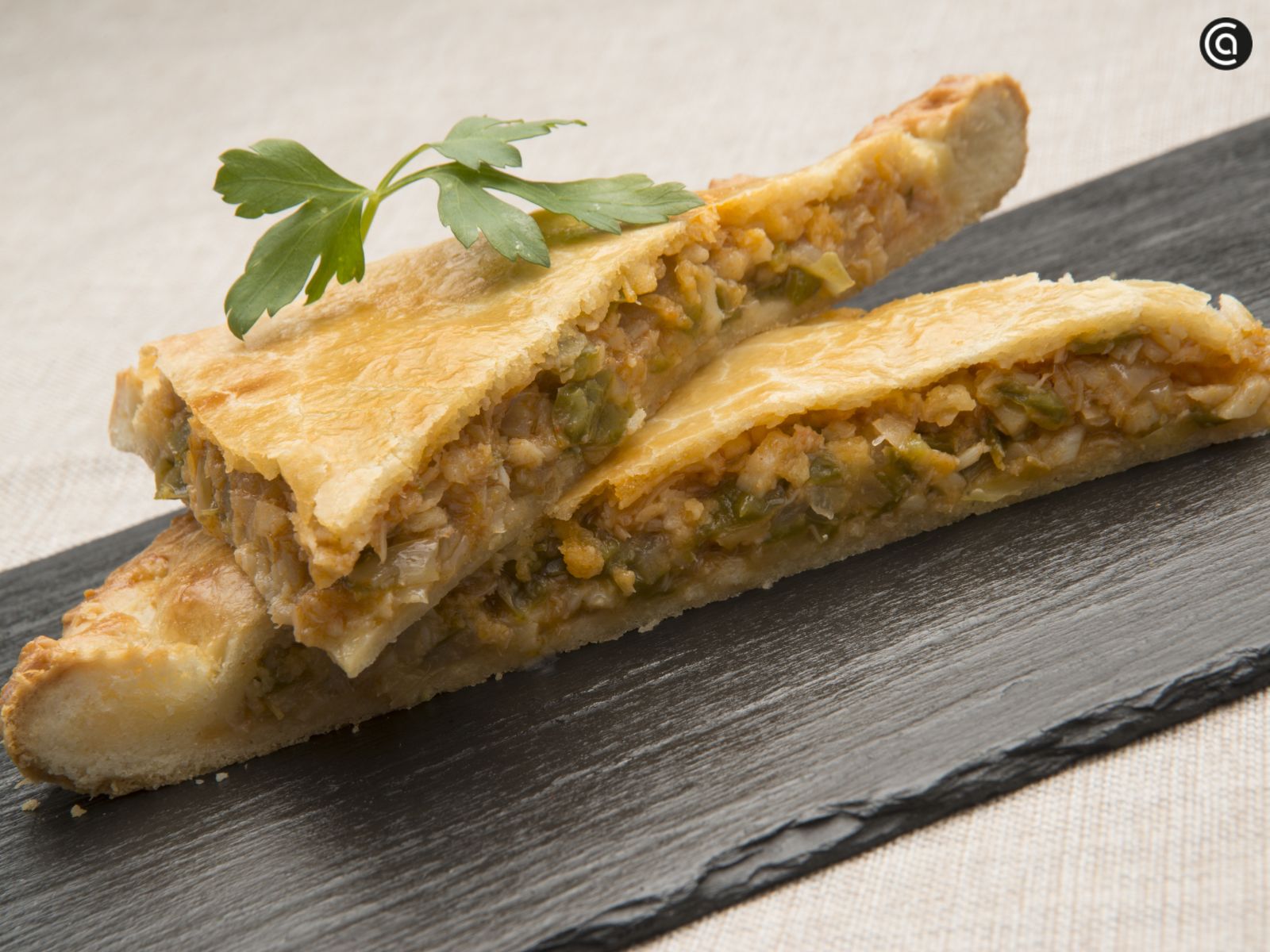 Empanada de bacalao, una receta tradicional gallega