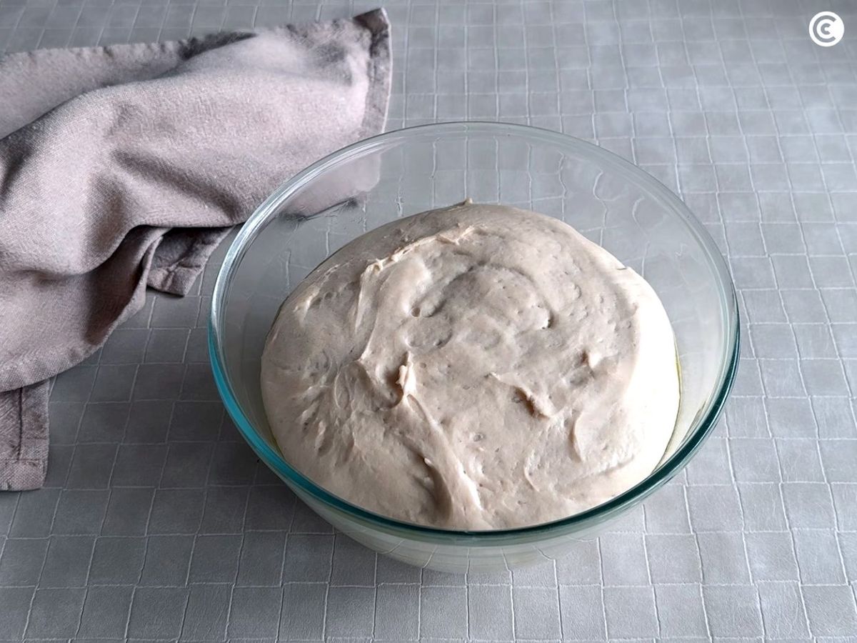 Dejar reposar la masa del pan preñao