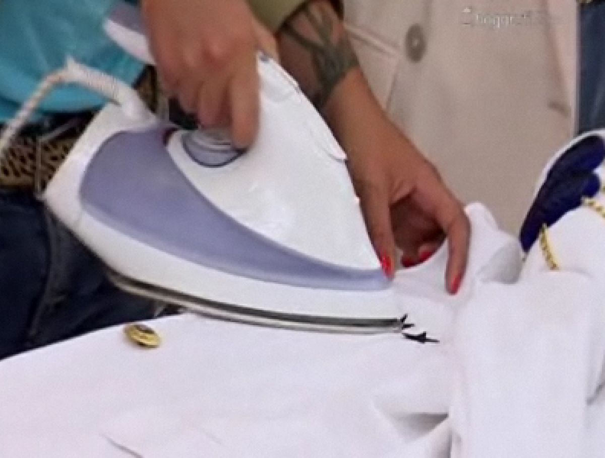 Parches de estrellas para personalizar la blazer.