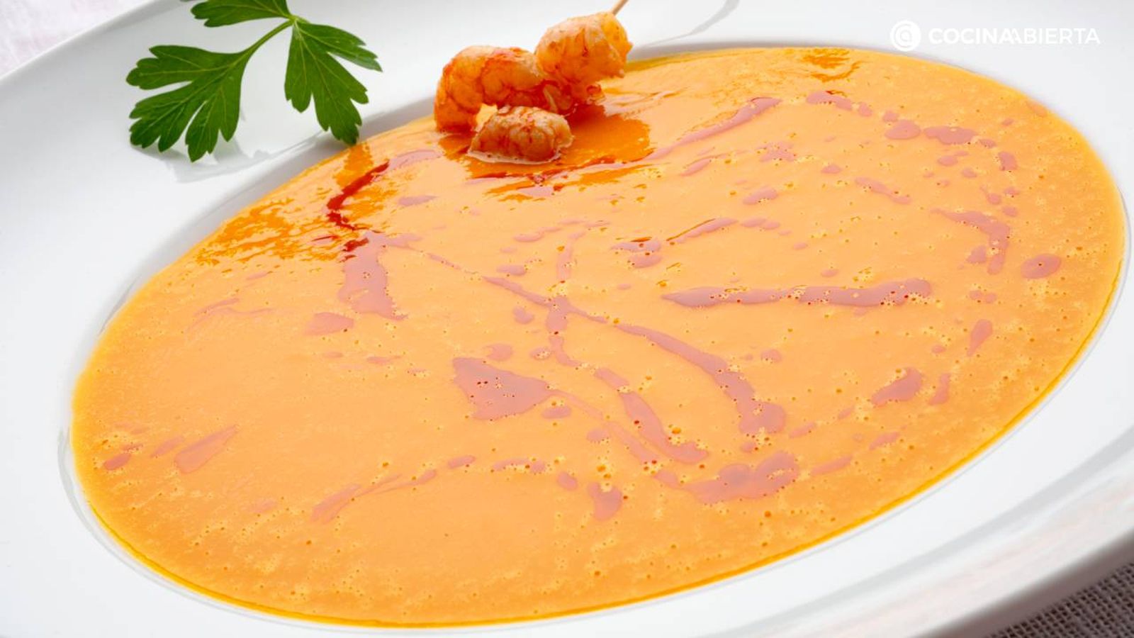 Receta de sopa fría de calabaza y naranja con gambas Receta de sopa fría de calabaza y naranja con gambas