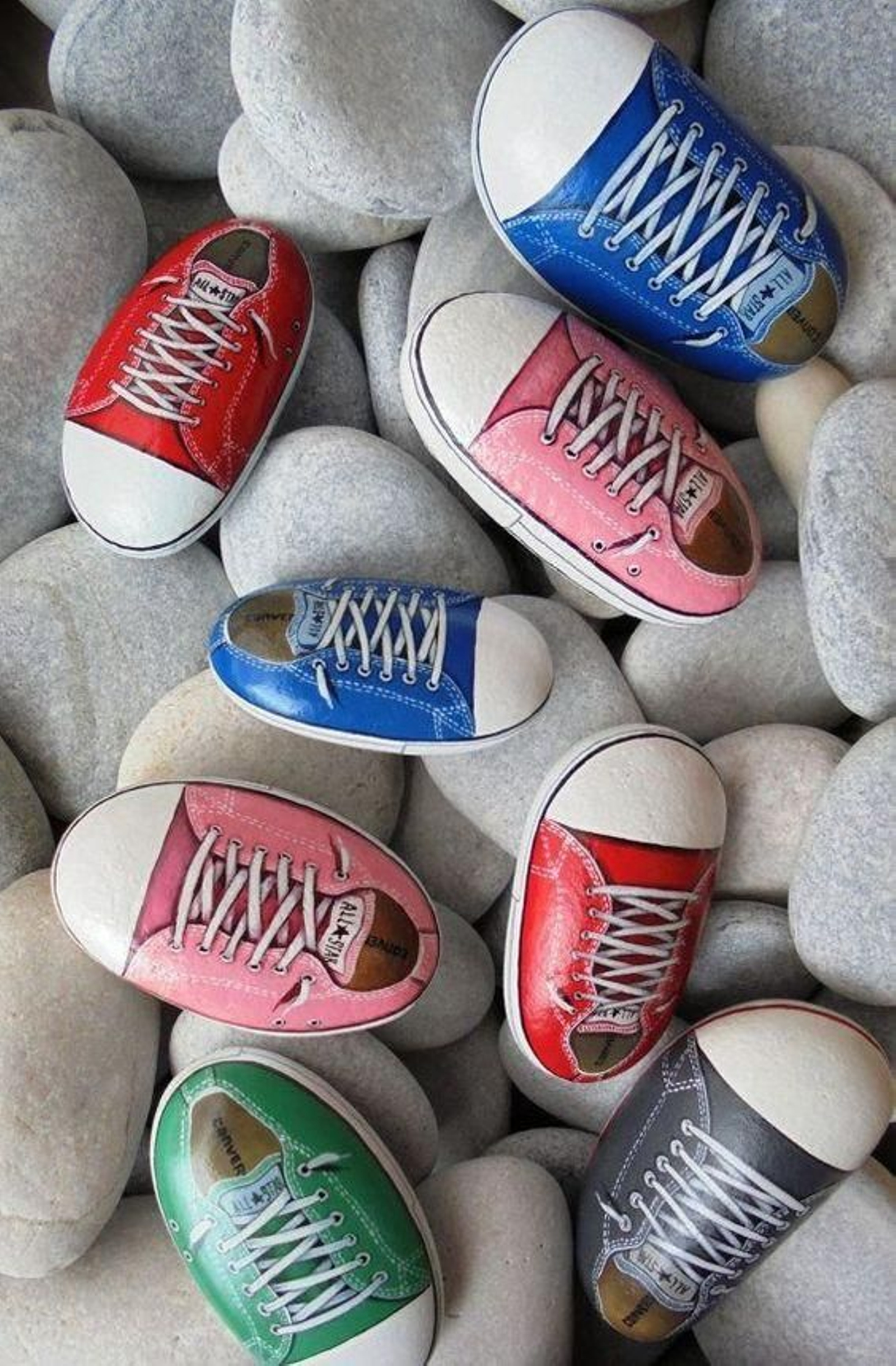 piedras pintadas jardin zapatillas converse pinterest even eviterno piedras pintadas jardin zapatillas converse pinterest even eviterno