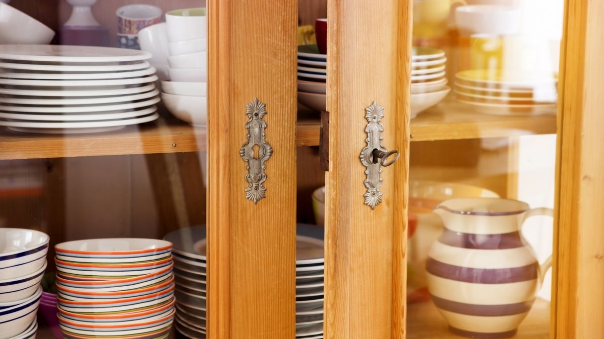 Exponer tu vajilla transforma tus utensilios en parte de la decoración de tu hogar