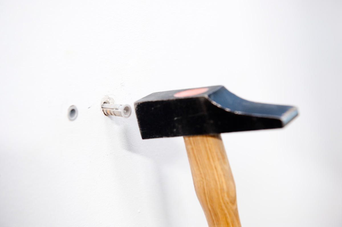 brico 0592 instalacion radiador paso 3