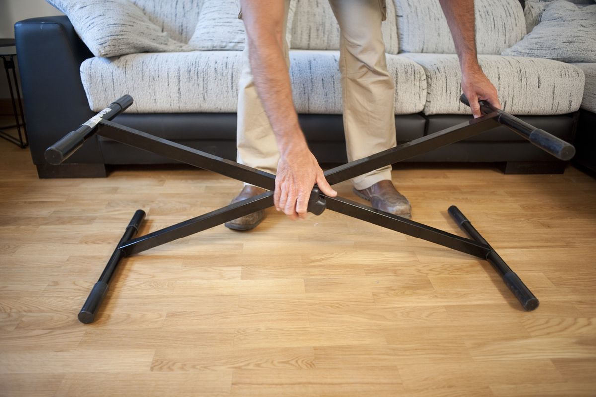 Mesa con caballete regulable paso2