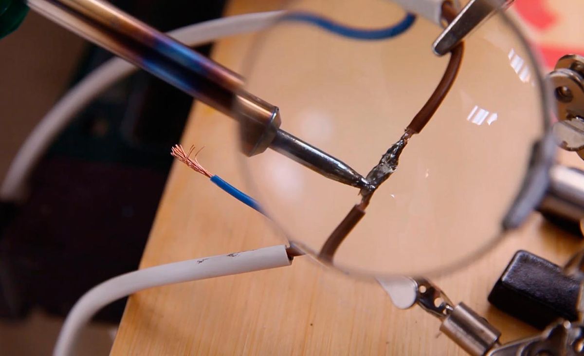 Cómo soldar con estaño paso 5