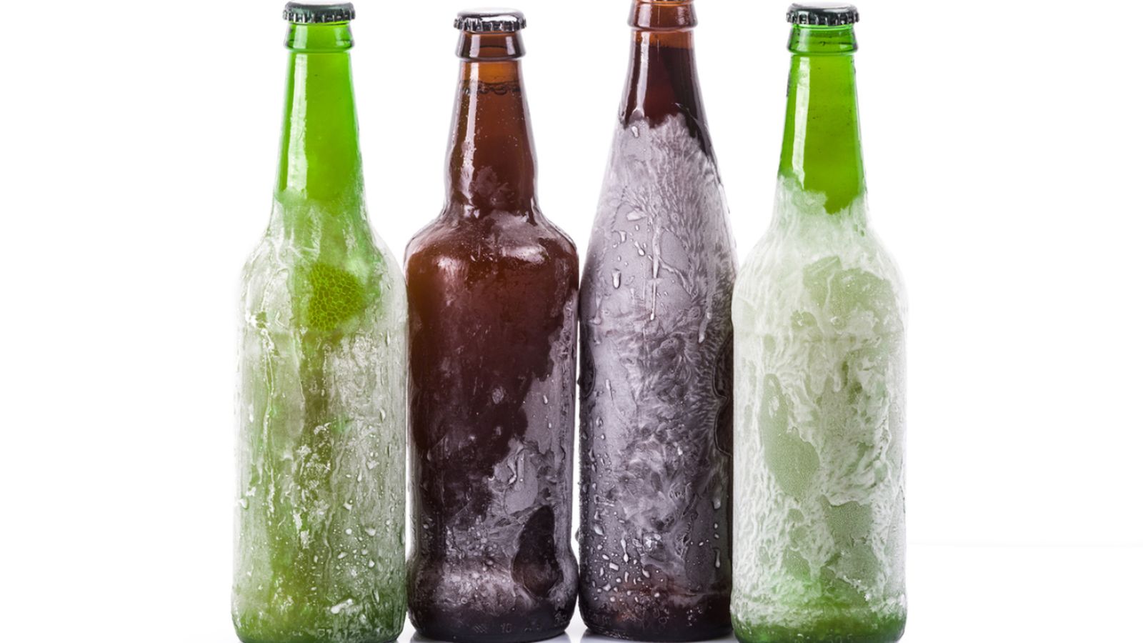 Las botellas de vidrio pueden explotar al congelarse si no tienen espacio suficiente.