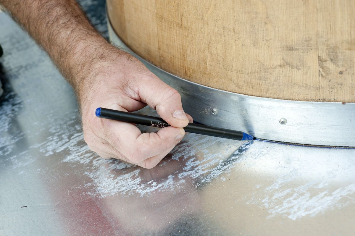 Bricomania 674 Mueble bar original p3