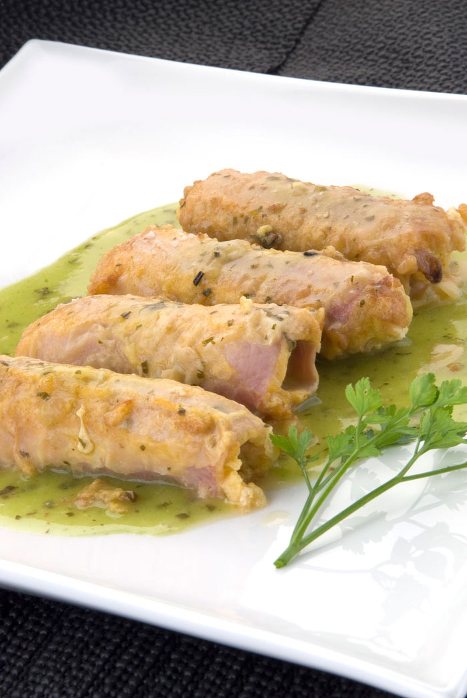 Puerros con jamón cocido en salsa verde Puerros con jamón cocido en salsa verde