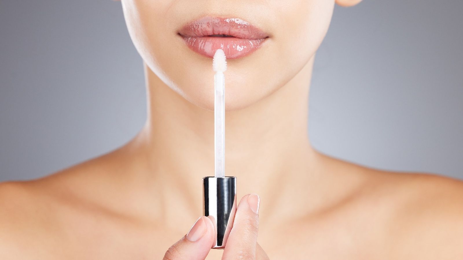 Recupera el gloss seco es posible con estos sencillos trucos Recupera el gloss seco es posible con estos sencillos trucos