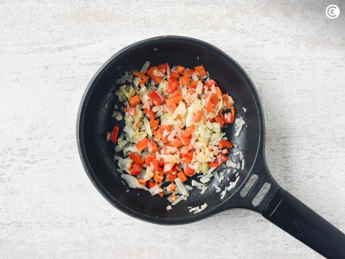 Sofrito de verduras para empanadillas de pollo