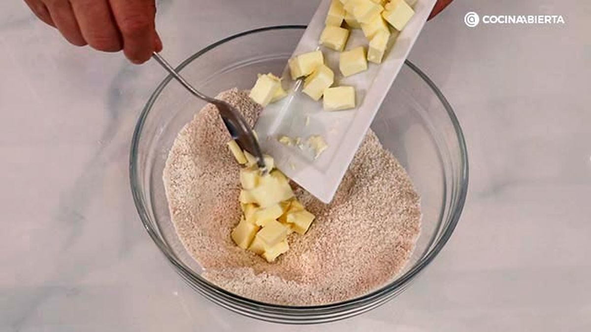 tarta ciruelas alemana metis paso 2