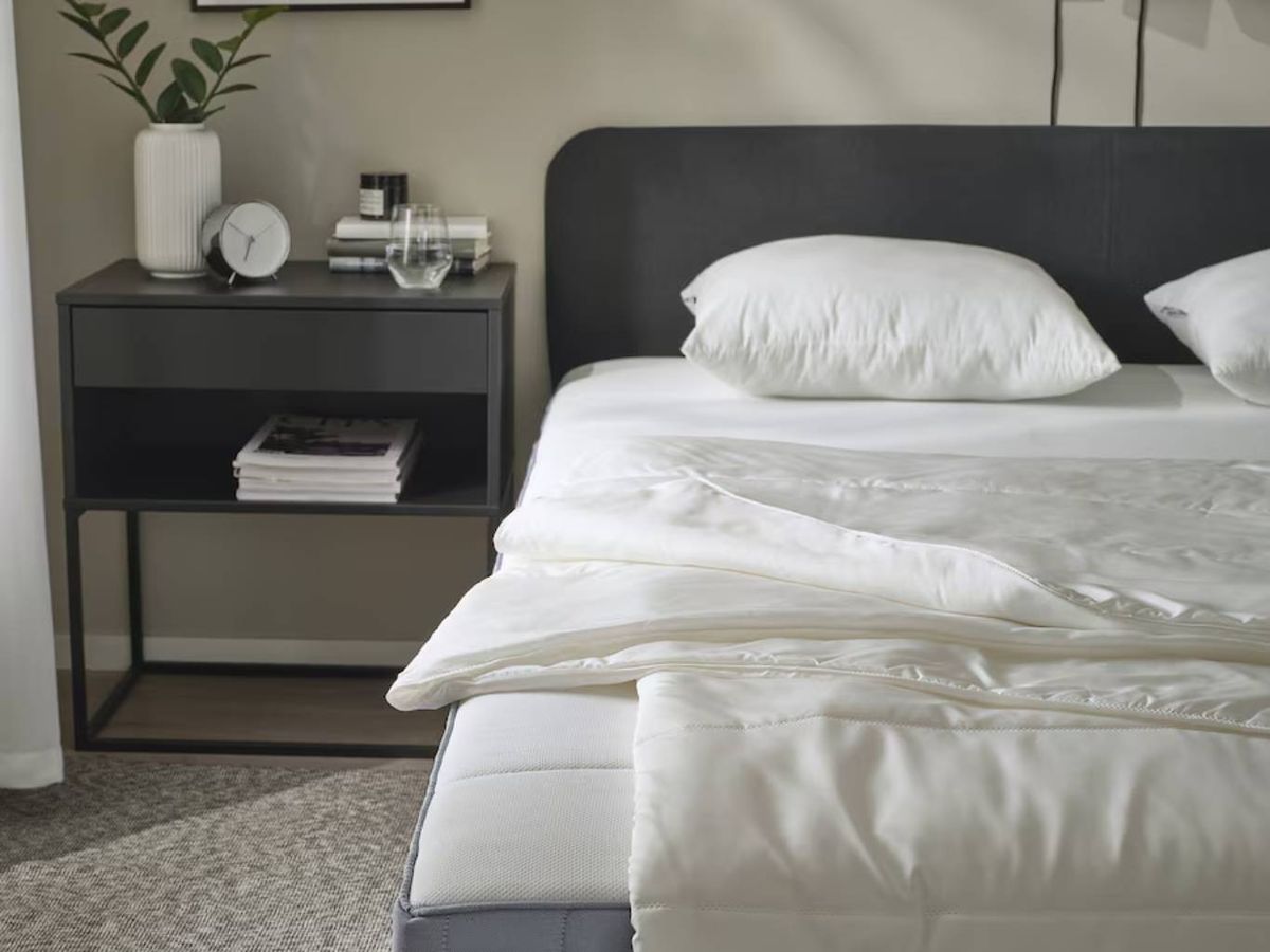 SANDGRÄSMAL Edredón fresco.