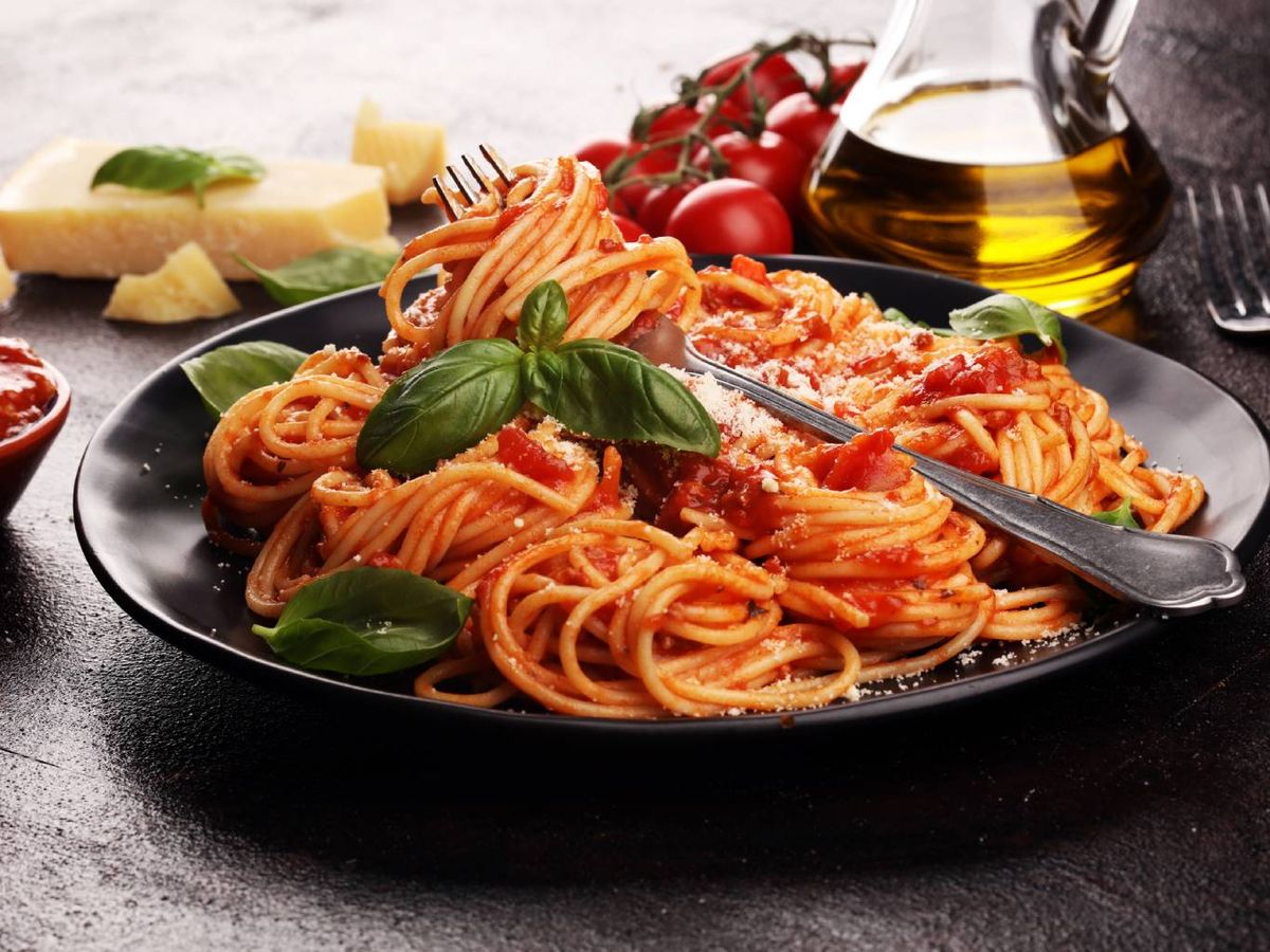 Los espaguetis con tomate también pueden congelarse, siempre que se cocinen al dente.