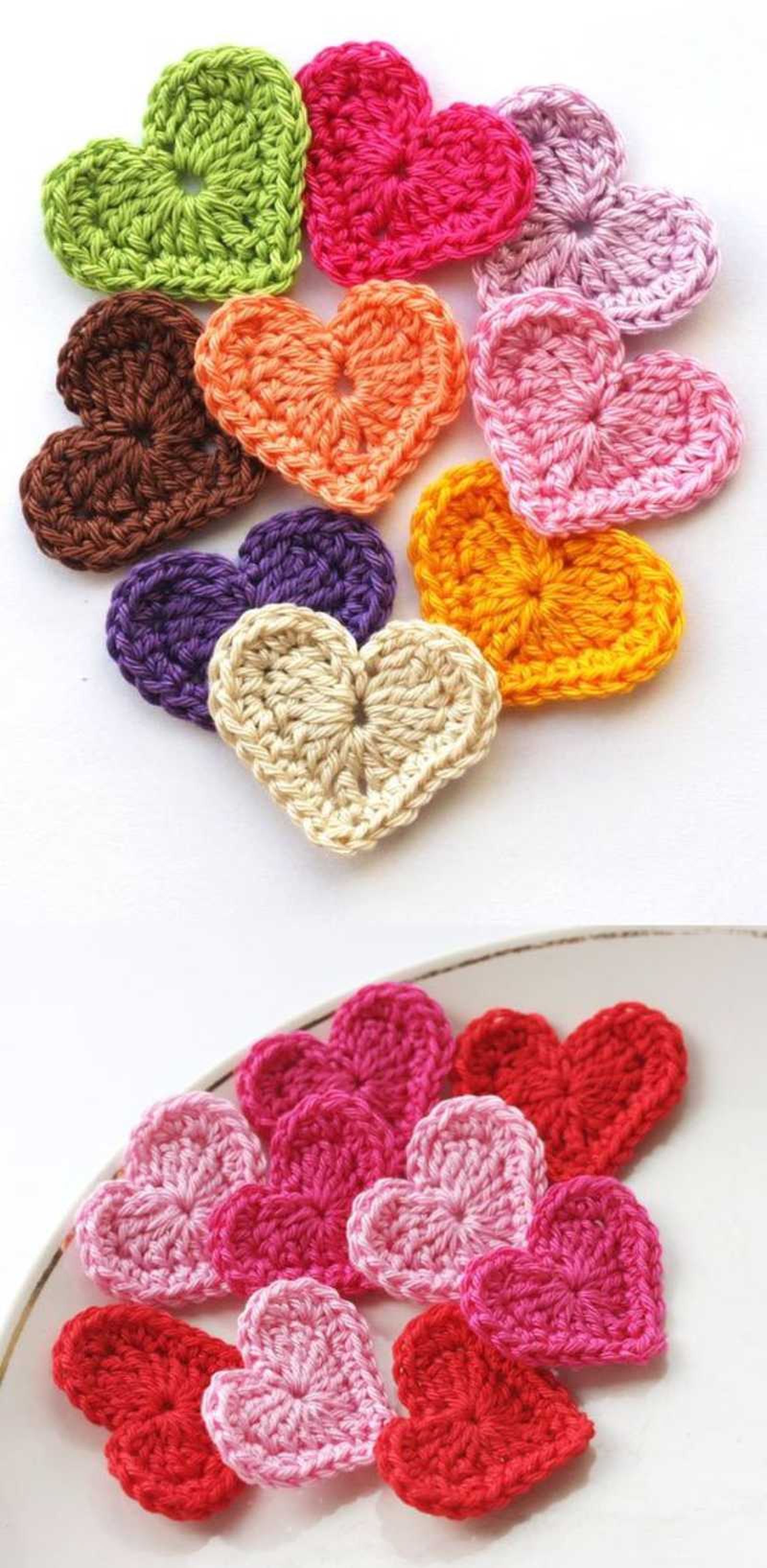 Corazones de crochet de colores. Corazones de crochet de colores.