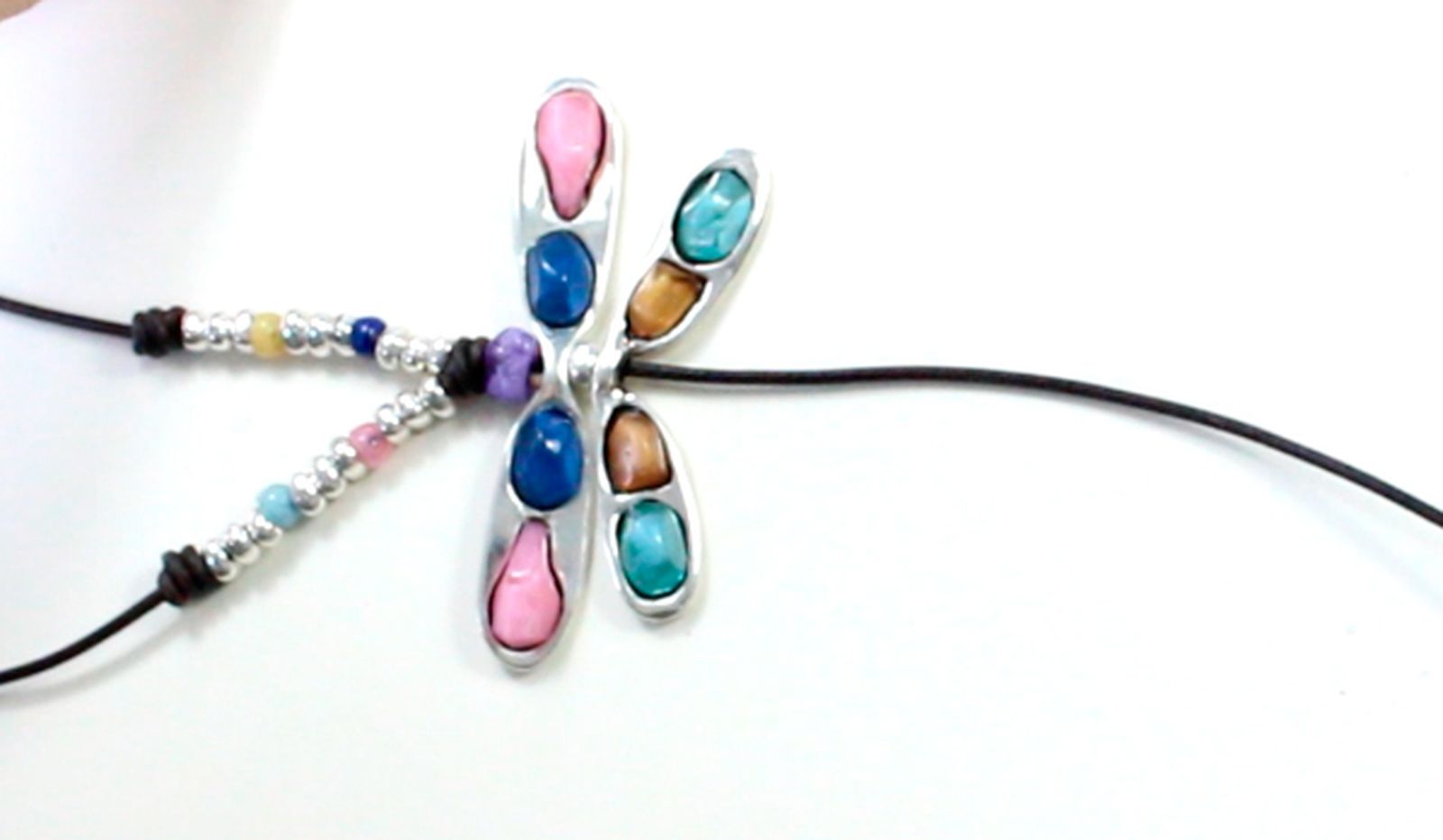 como hacer collar libelula paso6 como hacer collar libelula paso6