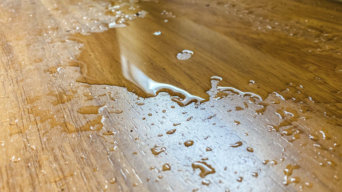 por que  sale agua del aire acondicionado 2