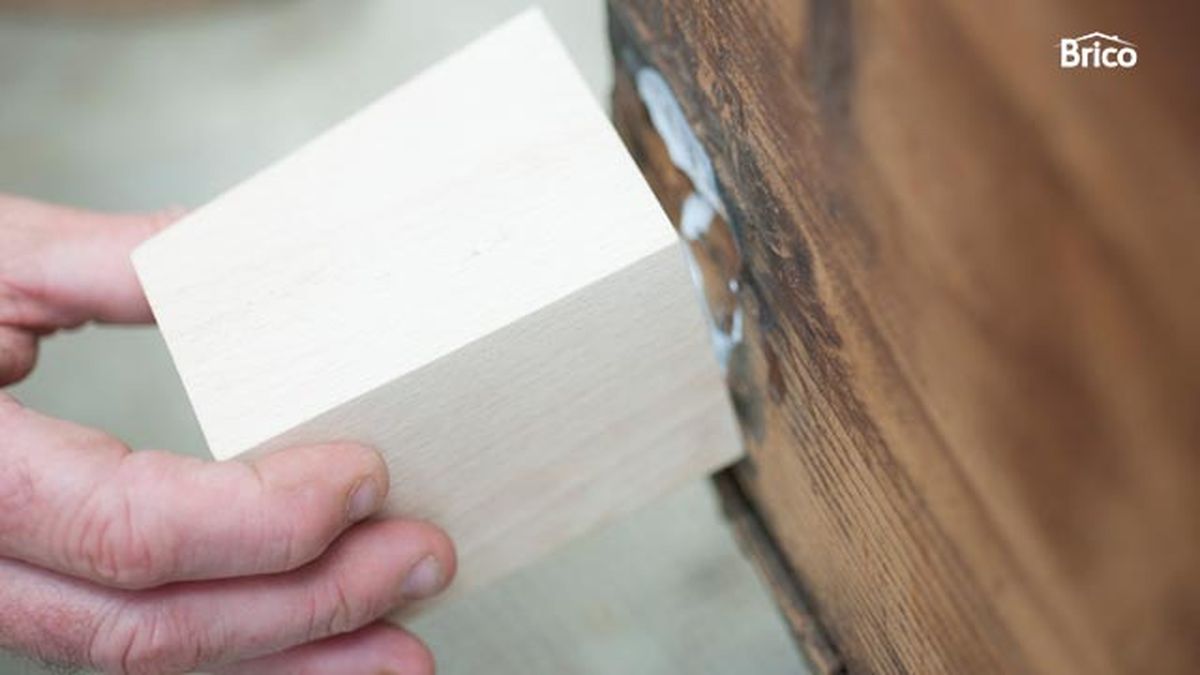 Bricomania 705 Restaurar mueble p10