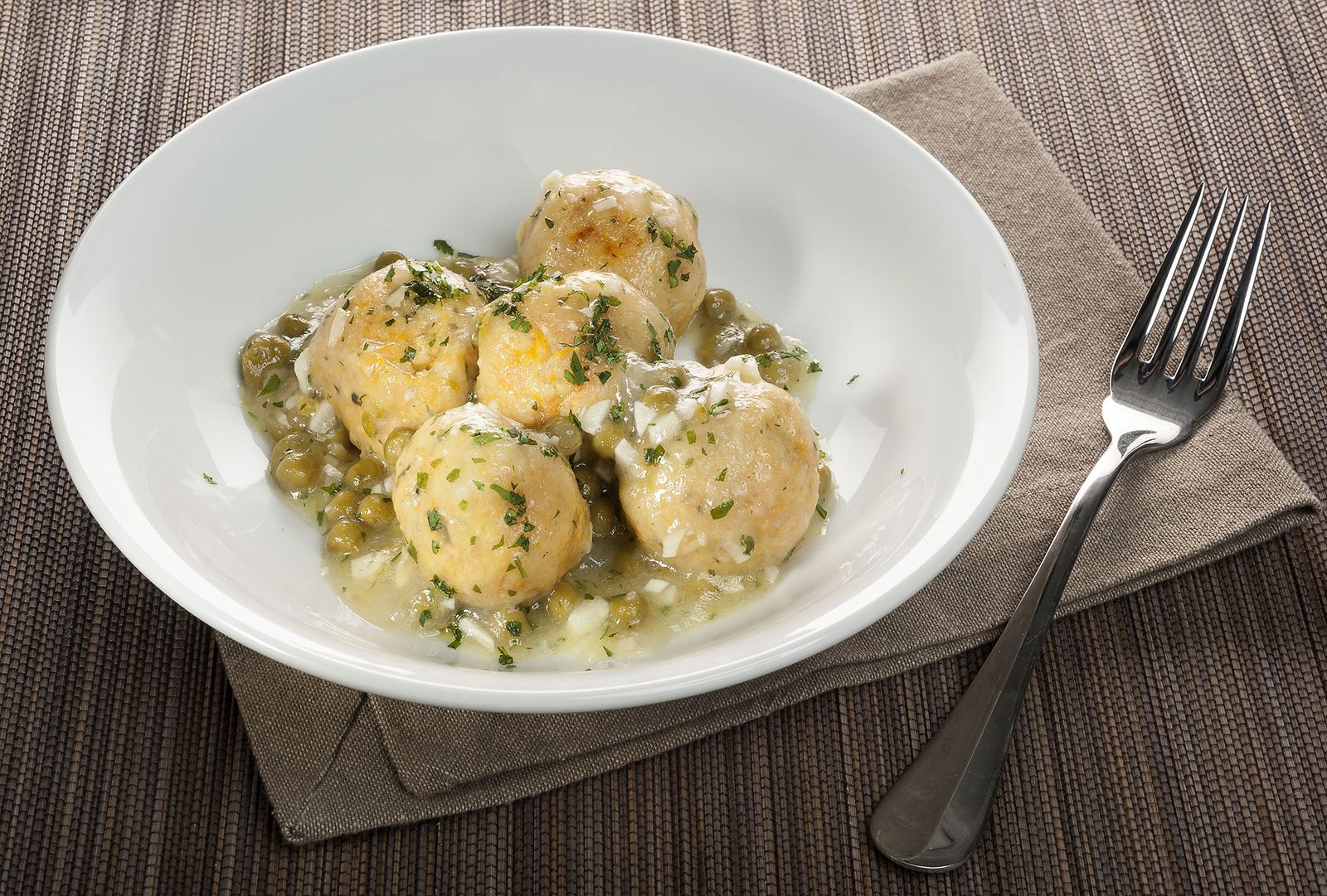 CABI0014 Zuhaitz Albondigas de tempeh y mijo en salsa verde xl CABI0014 Zuhaitz Albondigas de tempeh y mijo en salsa verde xl